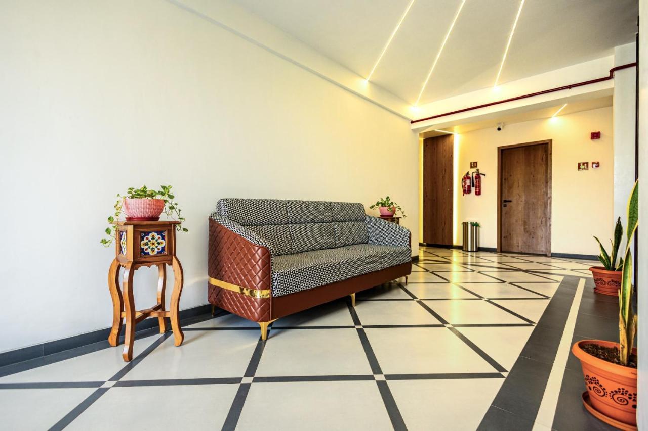 Krown Palace Resort Silvassa Zewnętrze zdjęcie
